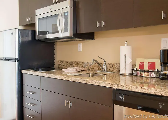 Towneplace Suites By Marriott Urbana/campustown Hotel